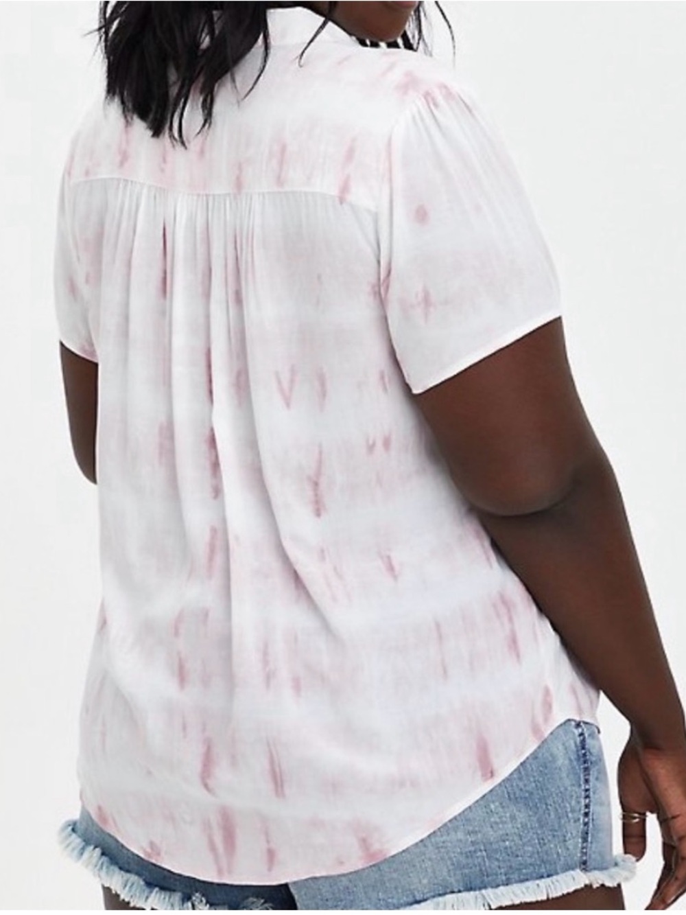 Torrid Mauve Tie Dye Short Sleeve Button Down Blouse - Picture 2 of 4